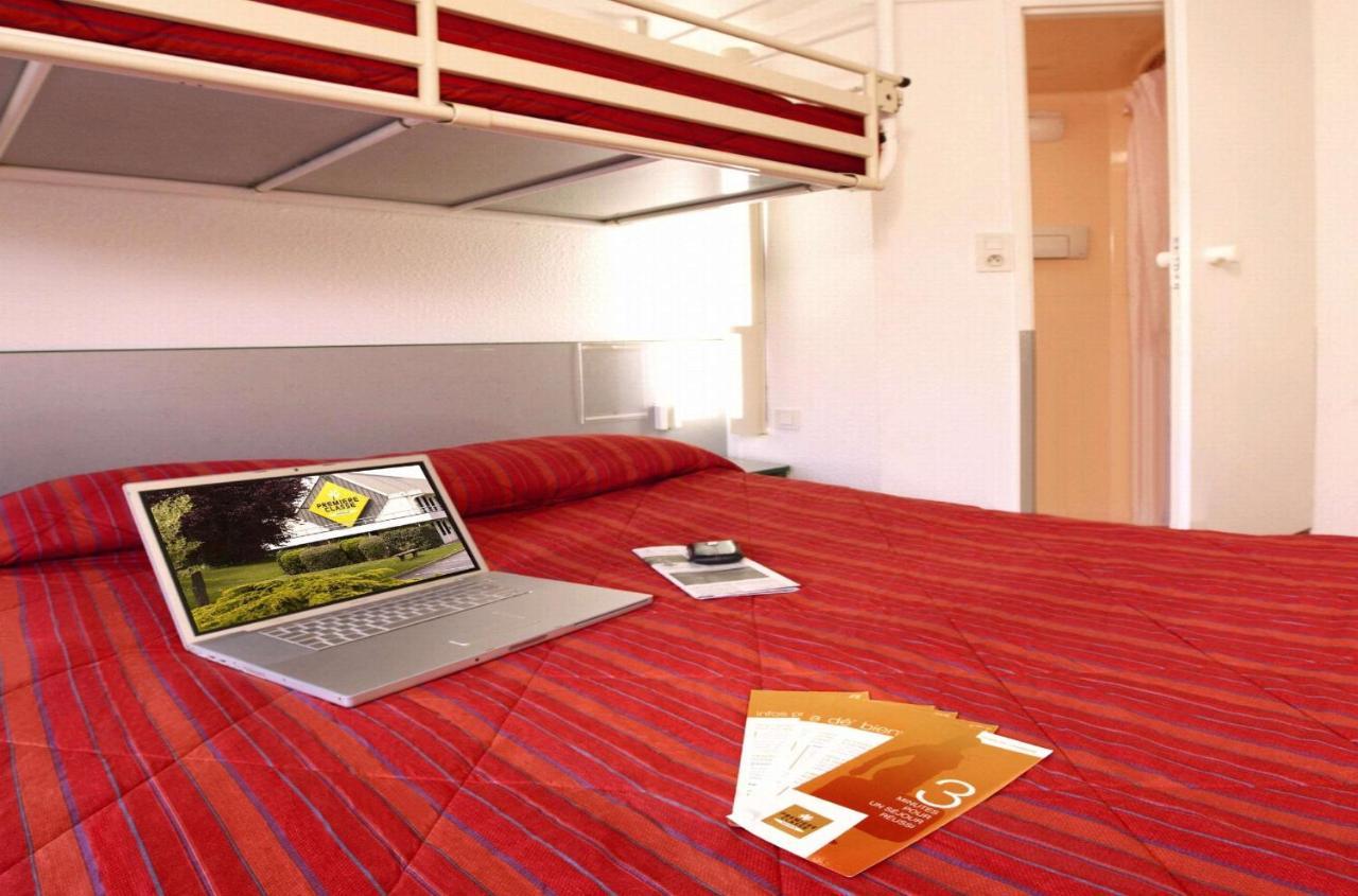 แปรมีแย กลาสส์ โรอาน แปร์โรซ์ Hotel Perreux ภายนอก รูปภาพ